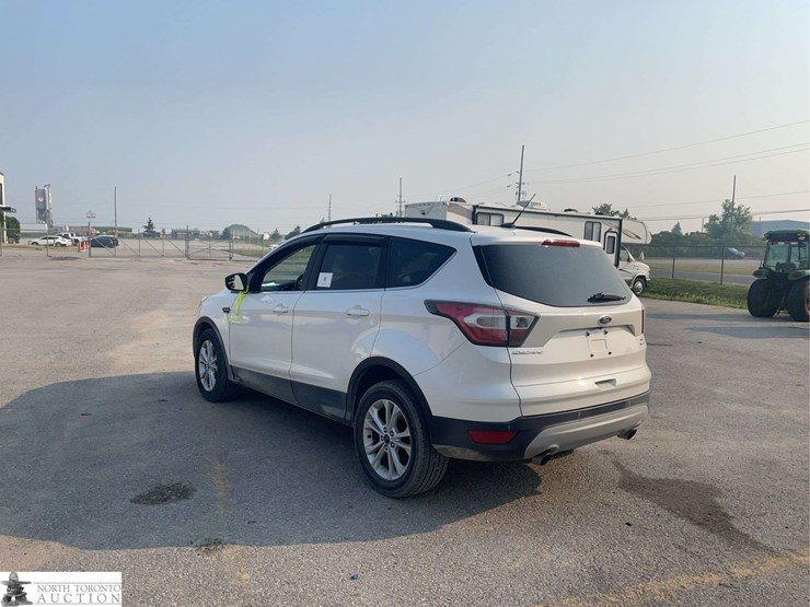 2017-ford-escape-image-7