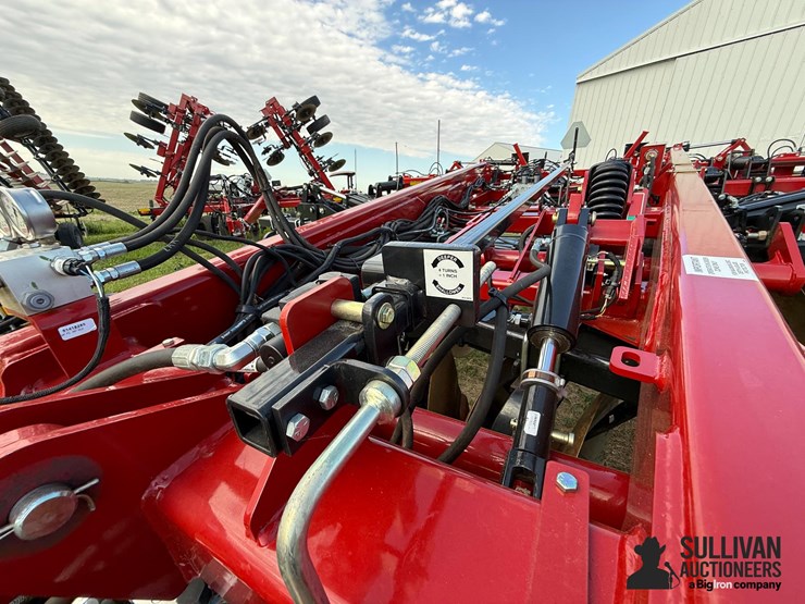 2022-case-ih-2022-image-16