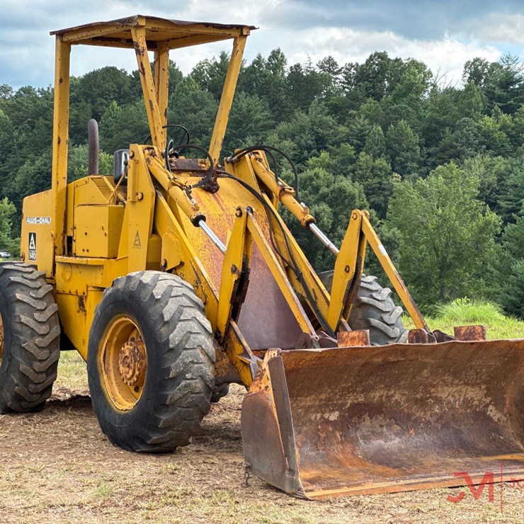 ALLIS-CHALMERS 840
