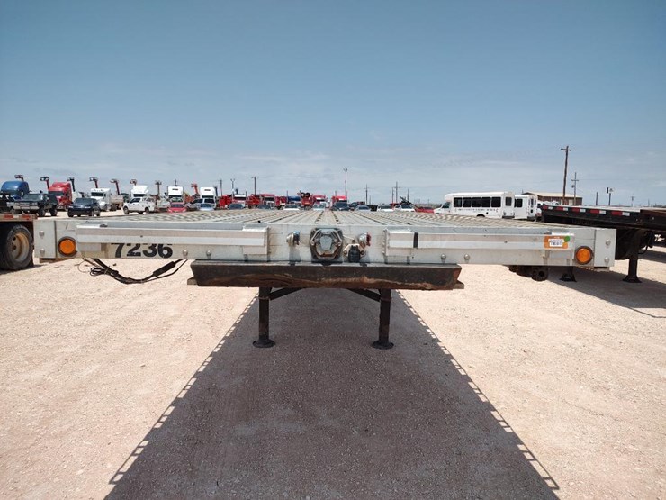 2000-chaparral-48-ft-image-5