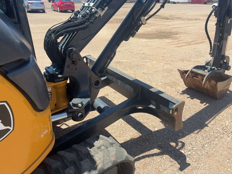 deere-30g-image-8