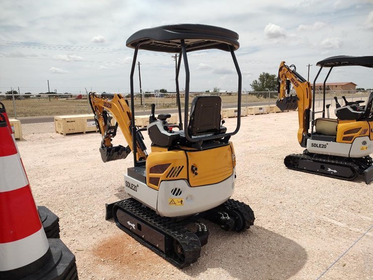 2025-sd-lanch-sdle20-mini-excavator-image-2