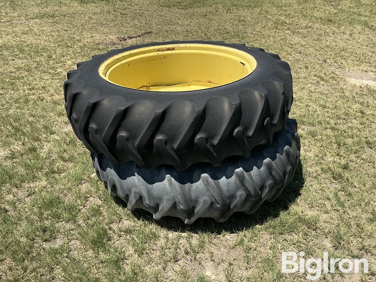 john-deere-15-image-1