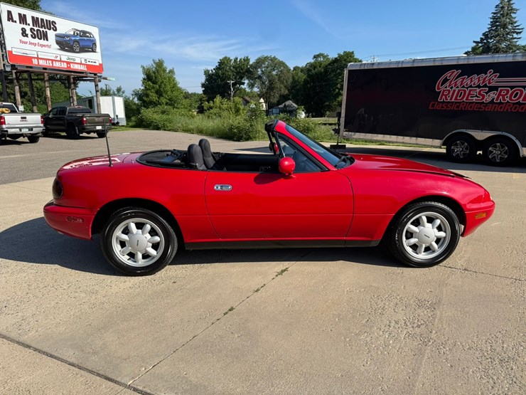 #1872-•-1990-mazda-miata-convertible-image-6