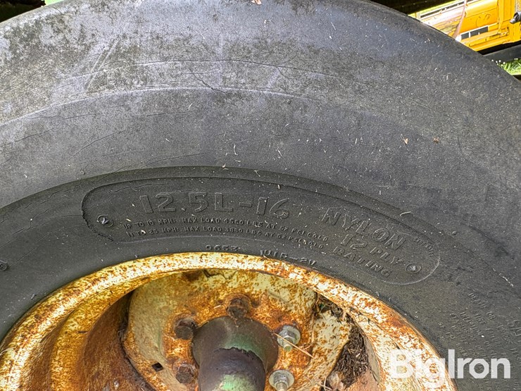 john-deere-716a-image-18