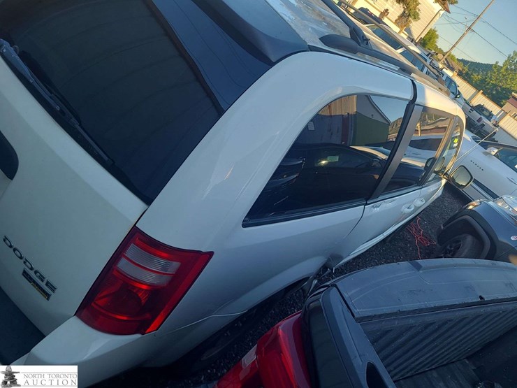 2010-dodge-grand-caravan-se-image-4