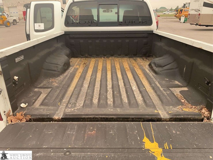 2014-nissan-frontier-image-17