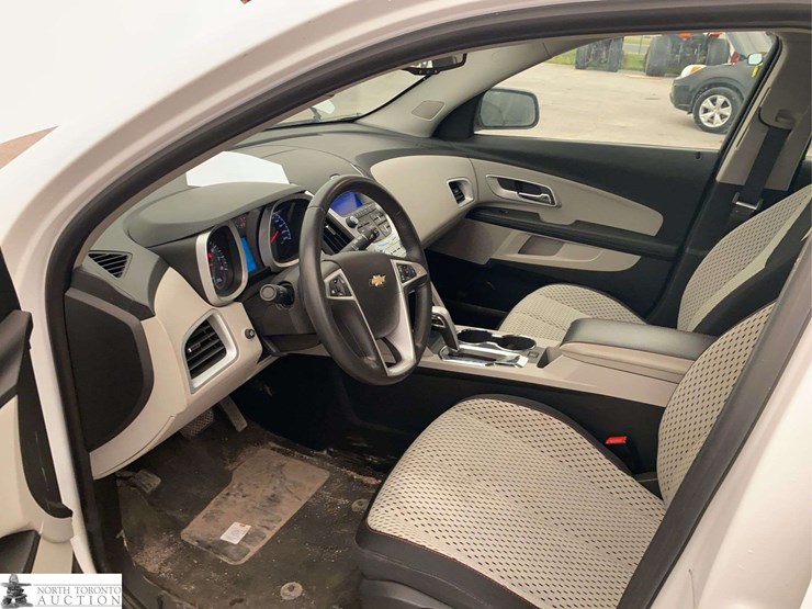 2011-chevrolet-equinox-image-10