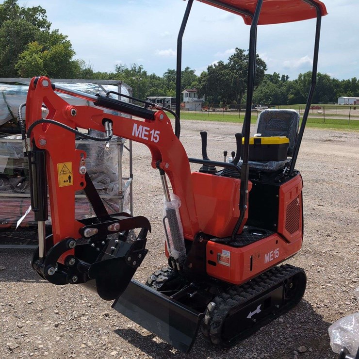 SDL Mini Excavator ME15