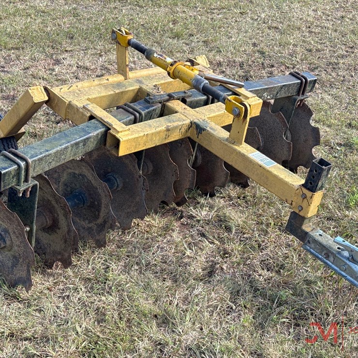 68" PULL TYPE HARROW