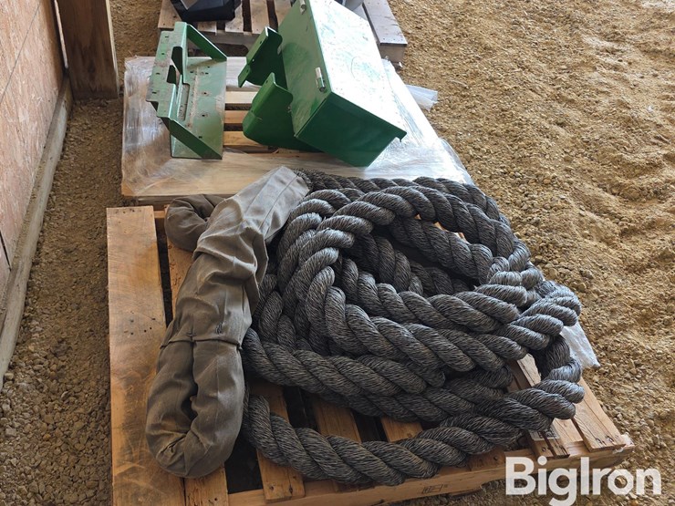 heavy-duty-tow-rope-&-lakota-tractor-tool-box-image-4