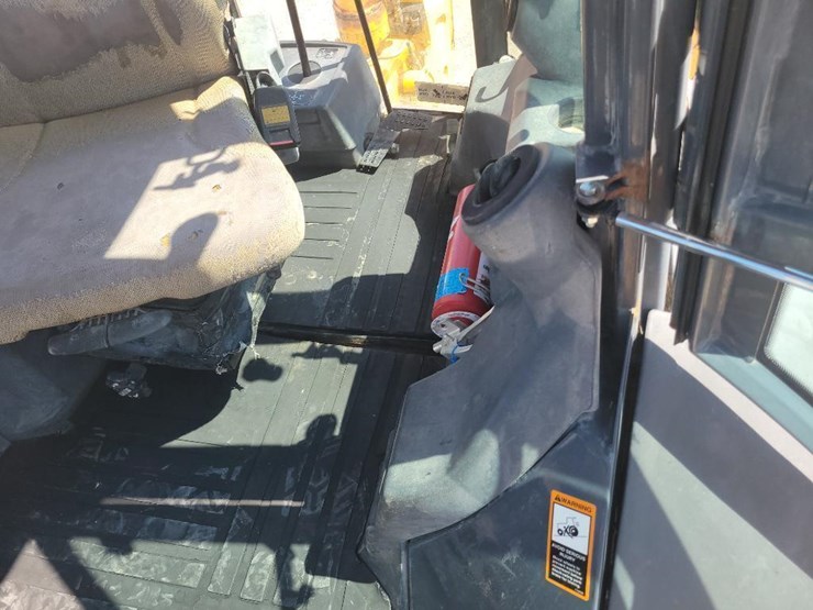 2002-deere-310sg-image-40