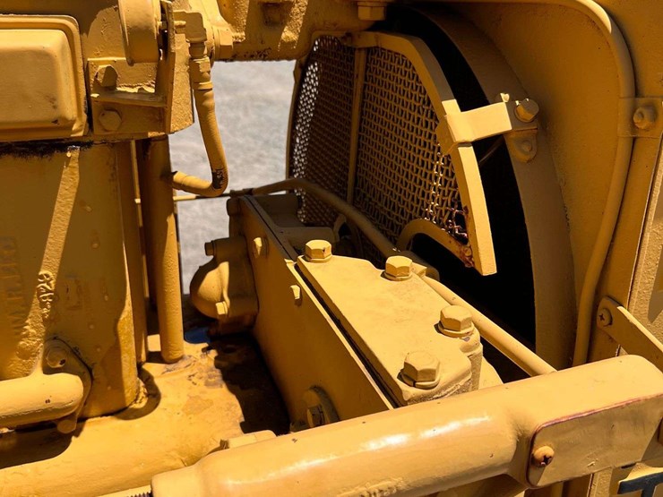 caterpillar-thirty-image-20