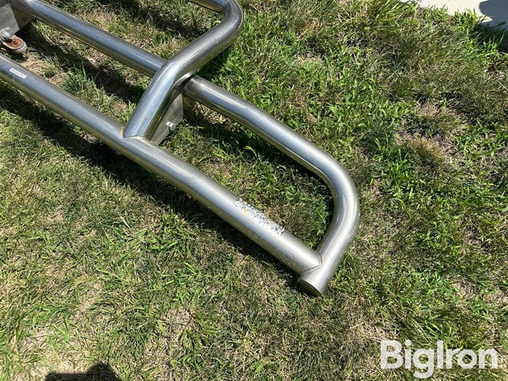 tuff-guard-truck/tractor-grill-guard-image-10
