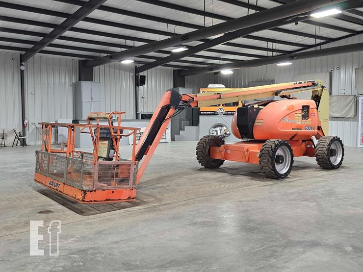 2006-jlg-600aj-image-1