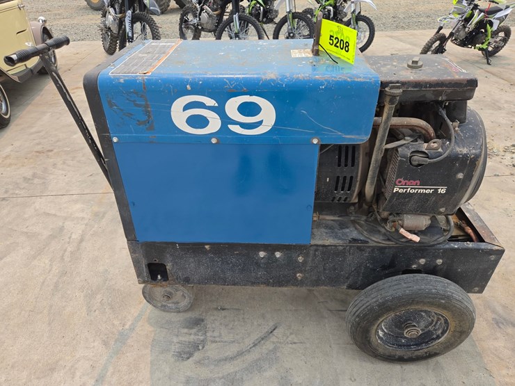 miller-bobcat-225g-image-4