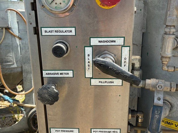 #9910-•-vapor-abrasive-blaster-image-9