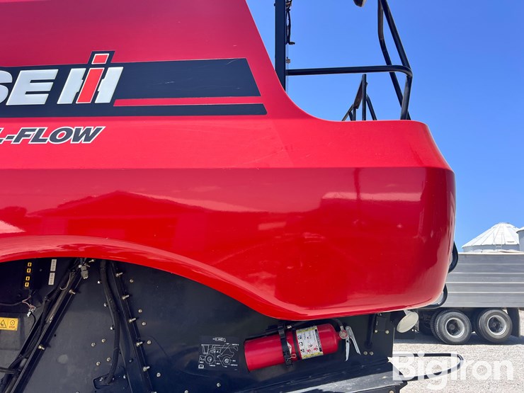2009-case-ih-5088-image-11