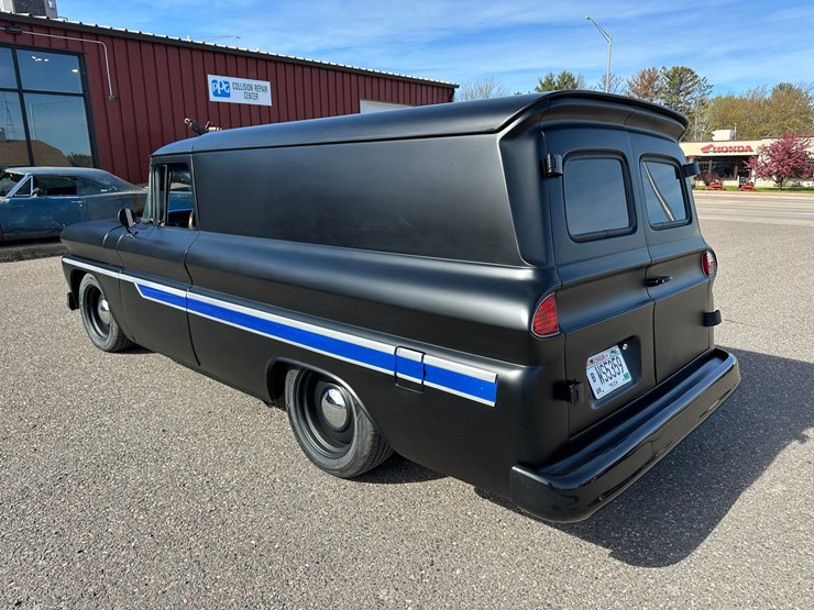 1961-chevrolet-350-image-3