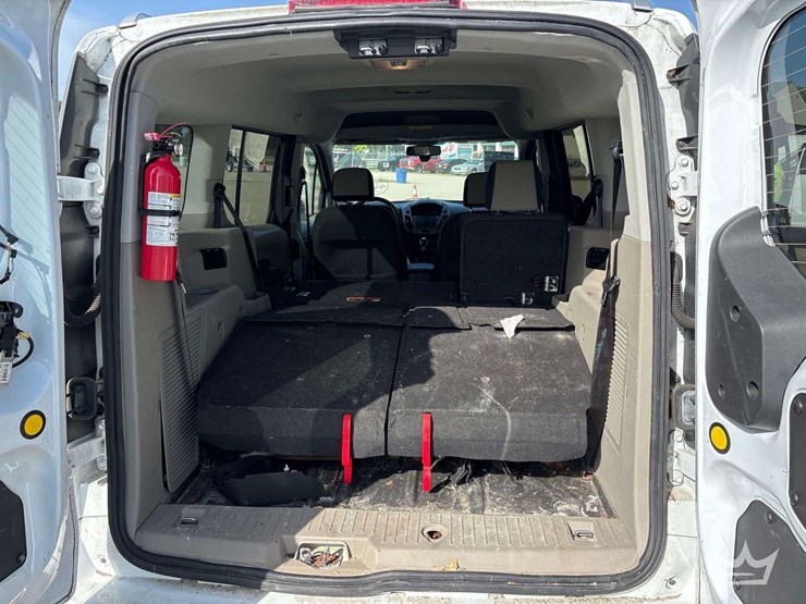 2017-ford-transit-connect-image-21