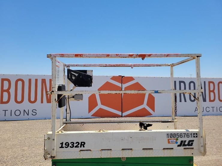 2018-jlg-1932r-image-15