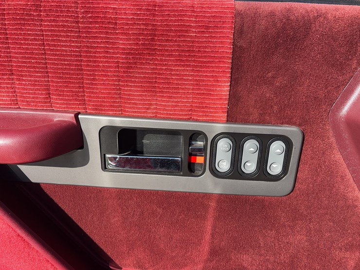 1994-chevrolet-1500-image-17