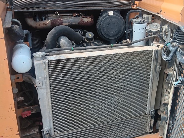 2013-case-tr270-image-12