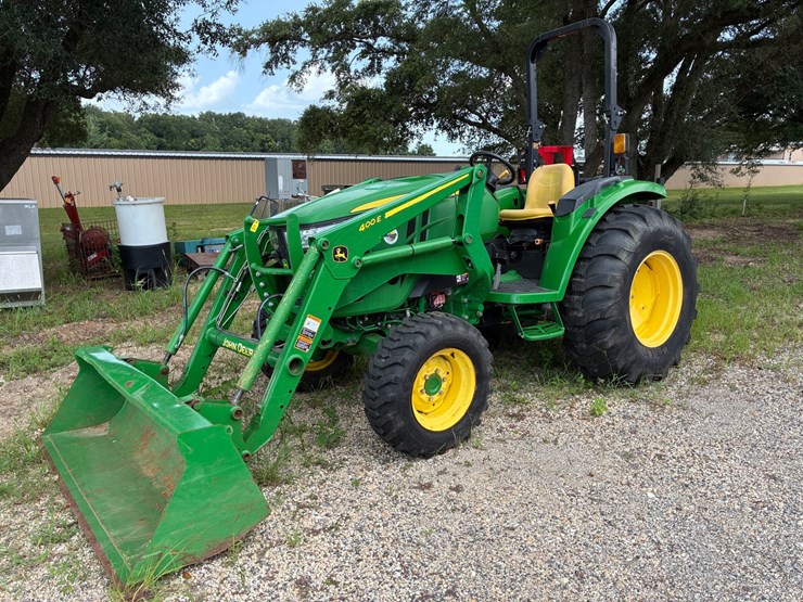 john-deere-4044m-image-1