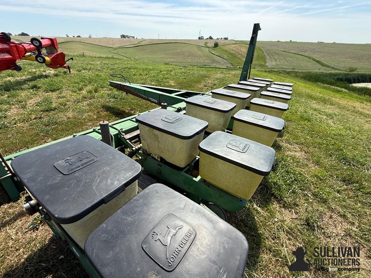 john-deere-7000-image-18