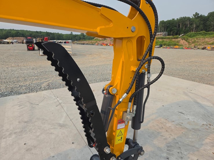 #5090-•-2026-future-ft30-mini-excavator-image-11