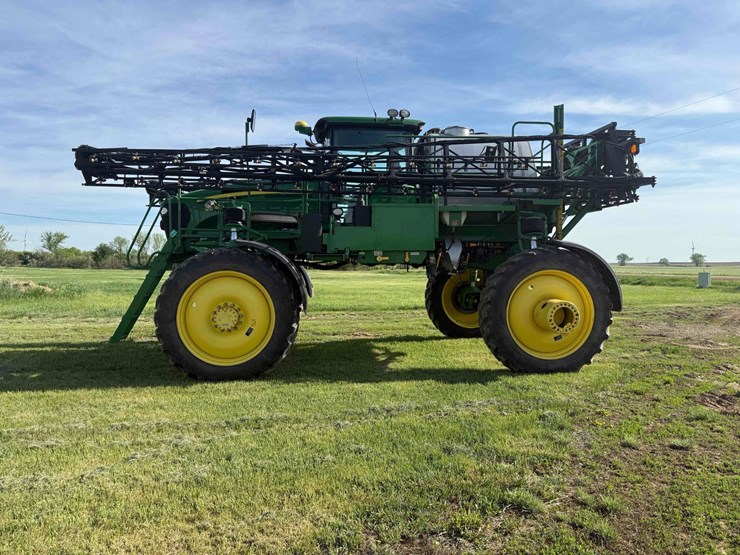 2011-john-deere-4830-image-7