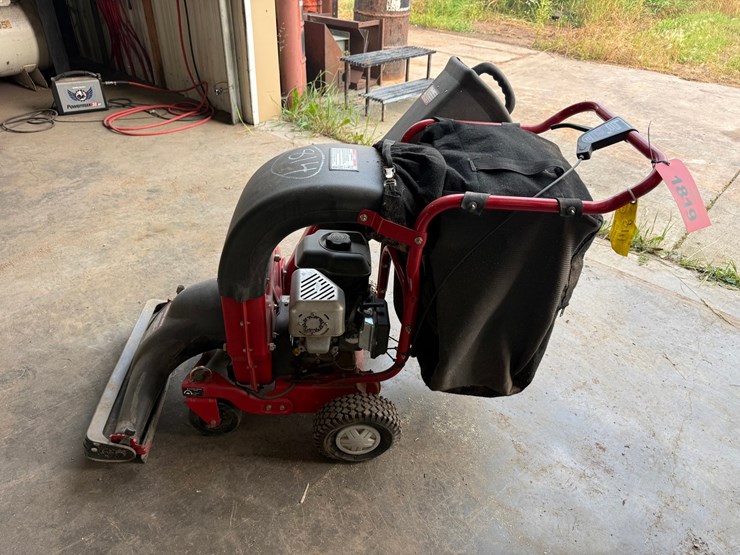 #1819-•-troy-built-csv-206-3-in-1-sweeper-image-2