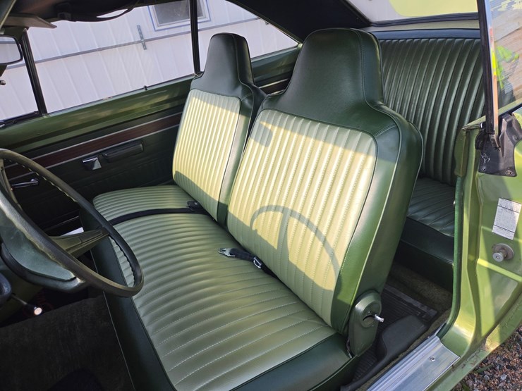 #1835-•-1972-dart-swinger-image-55