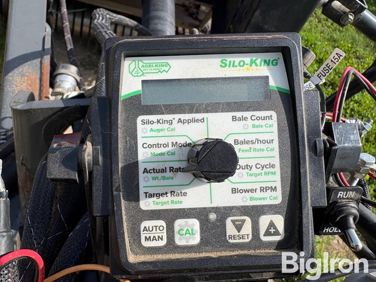 2014-massey-ferguson-2250-image-12