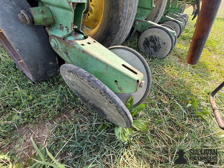 john-deere-7000-image-14