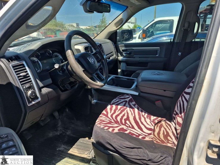 2018-dodge-1500-image-9