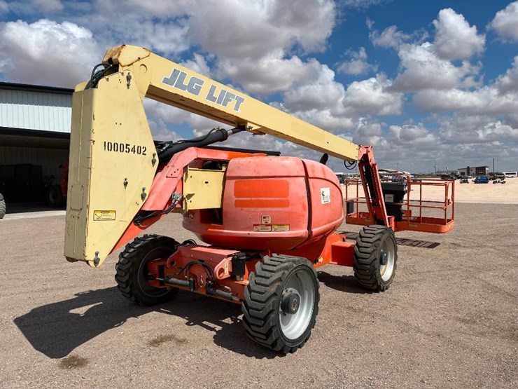2011-jlg-600aj-image-5