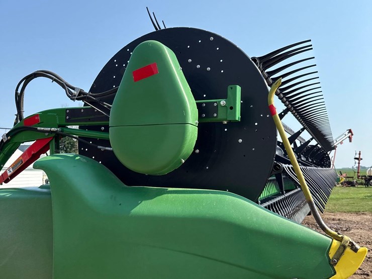 2018-john-deere-635fd-image-13