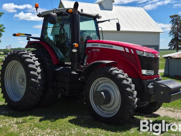 2013-massey-ferguson-8670-image-3