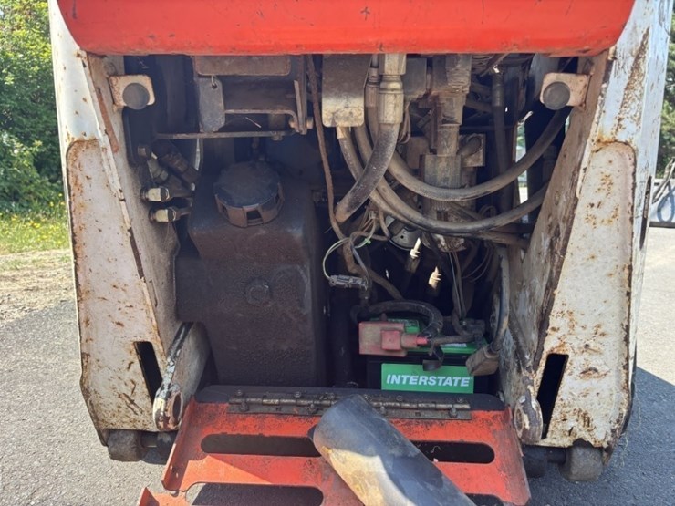 2012-bobcat-mt55-image-17