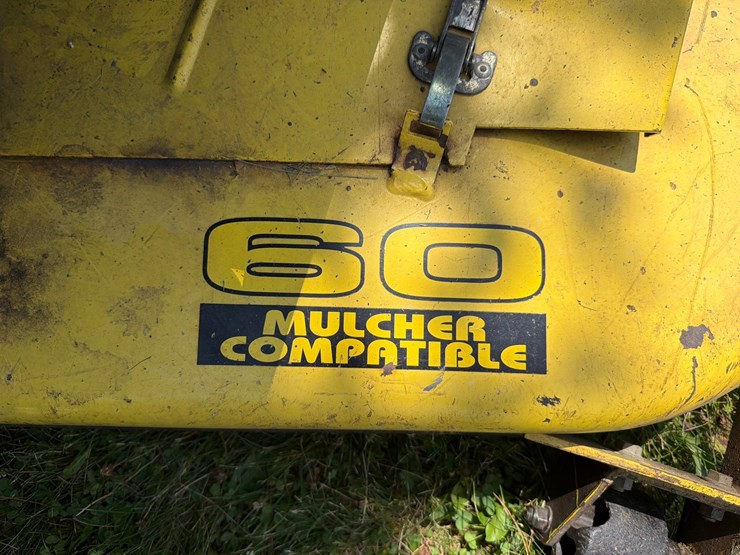 1985-john-deere-425-image-7