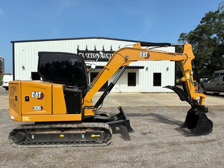 caterpillar-306-image-1