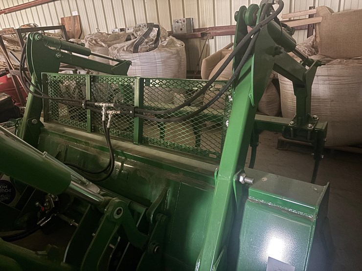 2020-john-deere-6155r-image-4