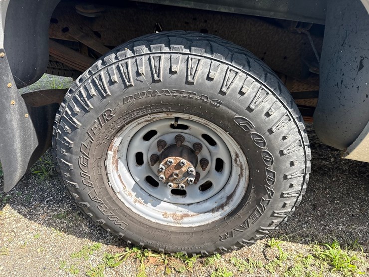2002-ford-f250-image-39