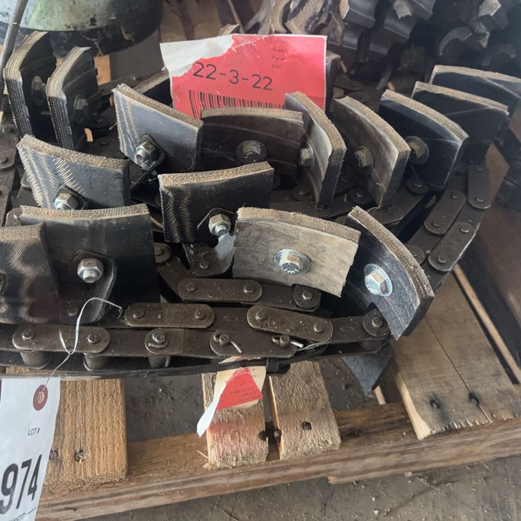 Tailings elevator chain (fits 50 series John Deere’s