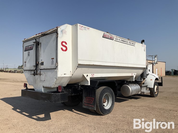 2008-peterbilt-335-image-5