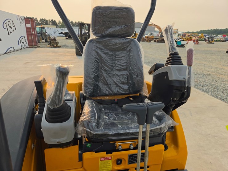 #5090-•-2026-future-ft30-mini-excavator-image-46