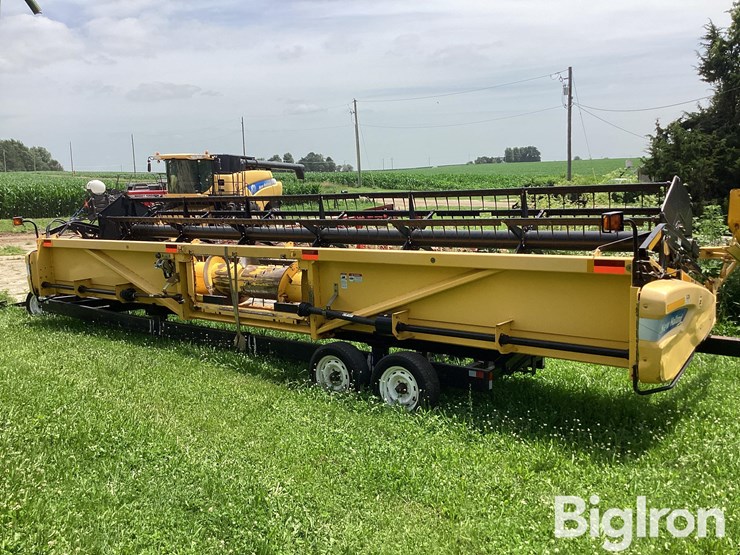 2010-new-holland-74c-image-6