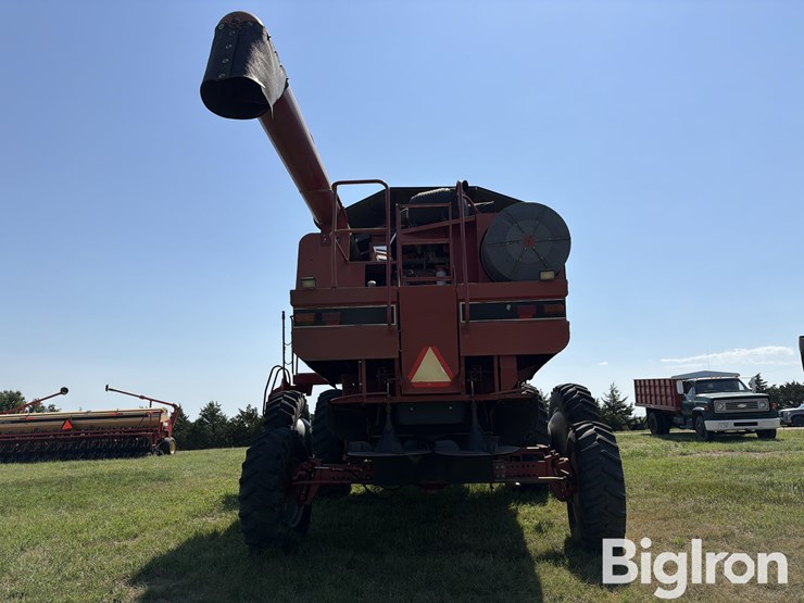 2000-case-ih-2366-image-6