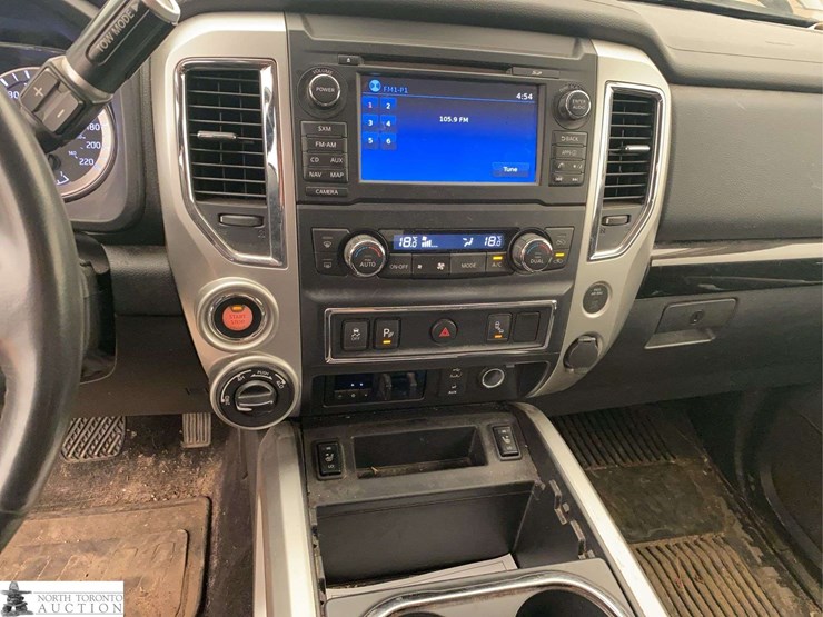 2017-nissan-titan-image-13